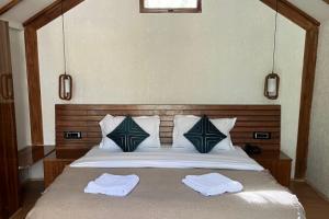 Luxury Rustic Cottage